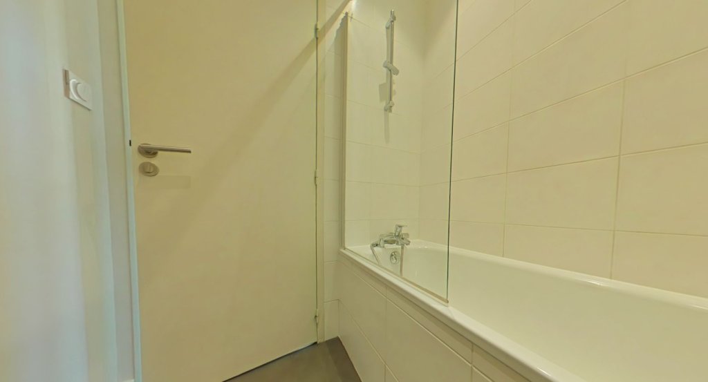 APPARTEMENT T3 A LOUER - LYON 6EME ARRONDISSEMENT Edgard Quinet - 78.45 m2 - 1�155�&euro; charges comprises par mois