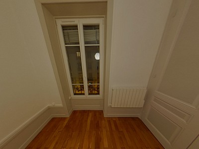 APPARTEMENT T3 A LOUER - LYON 6EME ARRONDISSEMENT Les Brotteaux - 55.7 m2 - 1�005�&euro; charges comprises par mois
