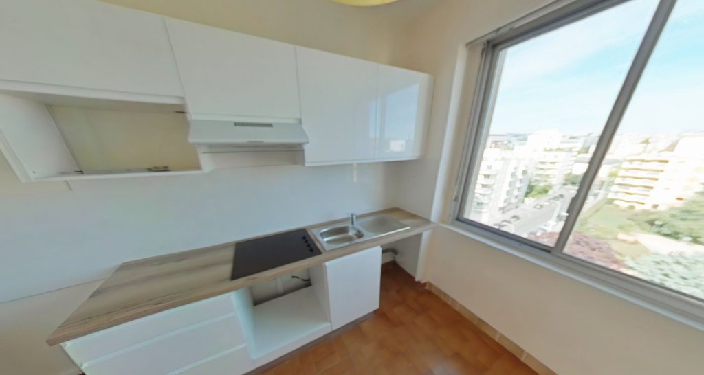 APPARTEMENT T3 A LOUER - LYON 6EME ARRONDISSEMENT Les Charmettes-Lafayette - 85.14 m2 - 1�470�&euro; charges comprises par mois