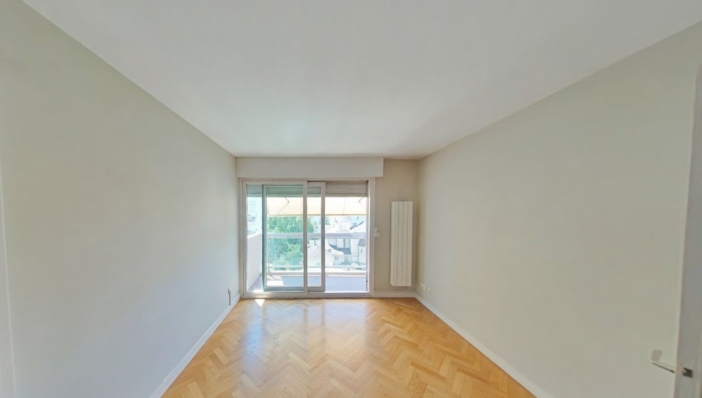 APPARTEMENT T3 A LOUER - LYON 6EME ARRONDISSEMENT Edgard Quinet - 65.45 m2 - 2 493,47 &euro; charges comprises par mois