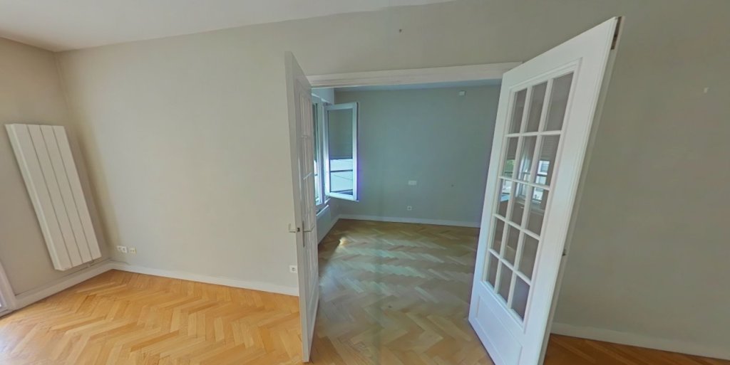 APPARTEMENT T3 A LOUER - LYON 6EME ARRONDISSEMENT Edgard Quinet - 65.45 m2 - 2 493,47 &euro; charges comprises par mois