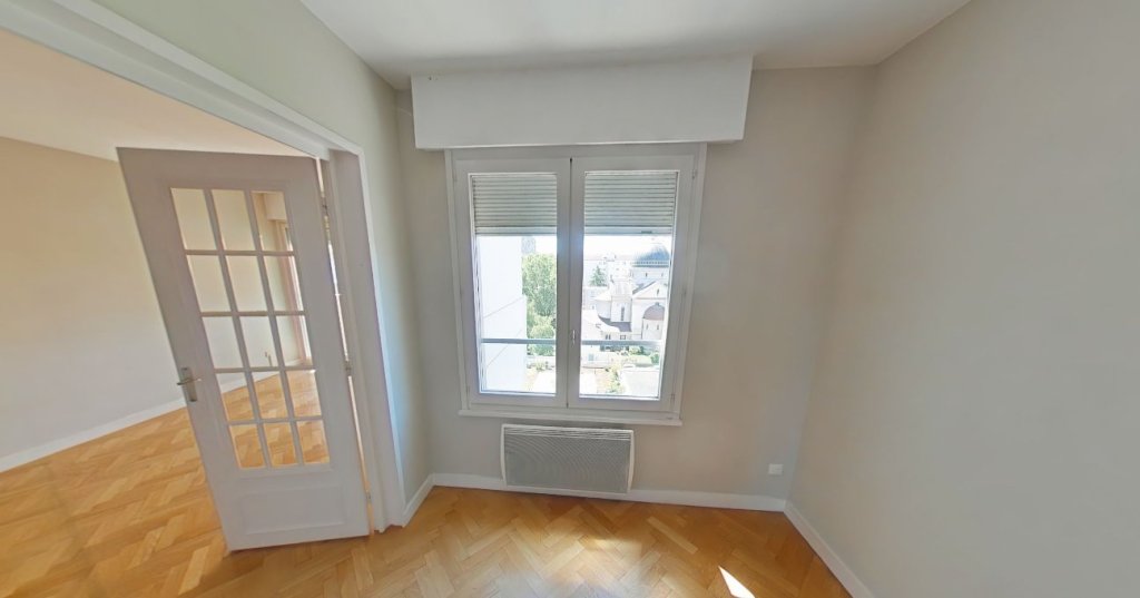APPARTEMENT T3 A LOUER - LYON 6EME ARRONDISSEMENT Edgard Quinet - 65.45 m2 - 2 493,47 &euro; charges comprises par mois