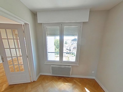 APPARTEMENT T3 A LOUER - LYON 6EME ARRONDISSEMENT Edgard Quinet - 65.45 m2 - 2 493,47 &euro; charges comprises par mois