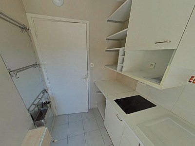 APPARTEMENT T3 A LOUER - LYON 6EME ARRONDISSEMENT Edgard Quinet - 65.45 m2 - 2 493,47 &euro; charges comprises par mois