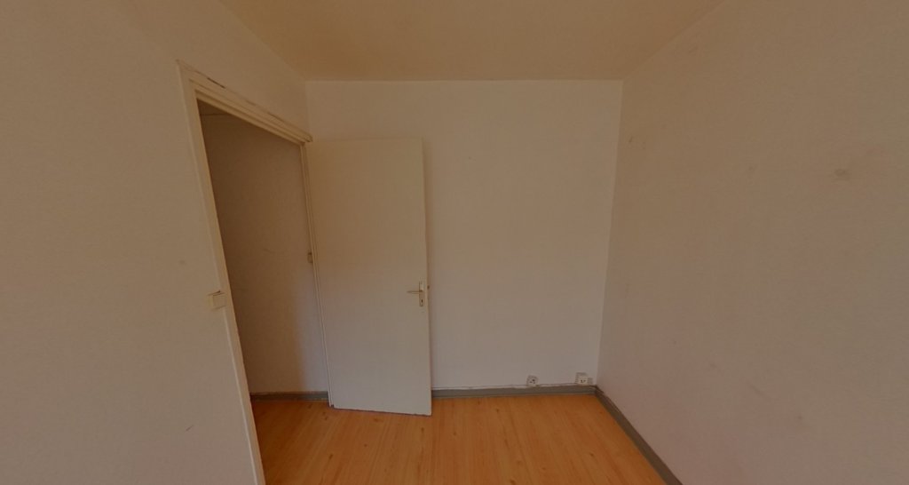 APPARTEMENT T3 A LOUER - LYON 6EME ARRONDISSEMENT Les Brotteaux - 66.19 m2 - 890 &euro; charges comprises par mois