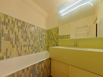 APPARTEMENT T3 A LOUER - LYON 6EME ARRONDISSEMENT l Europe - 50.33 m2 - 840 € charges comprises par mois