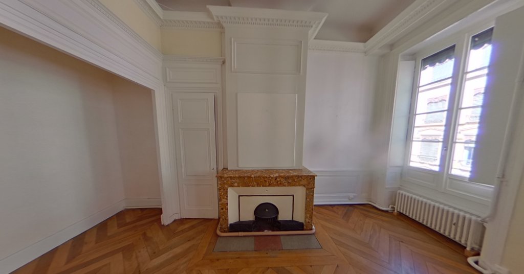 APPARTEMENT T3 A LOUER - LYON 6EME ARRONDISSEMENT Edgard Quinet - 86.02 m2 - 1 365 &euro; charges comprises par mois