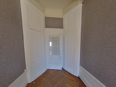 APPARTEMENT T3 A LOUER - LYON 6EME ARRONDISSEMENT Edgard Quinet - 86.02 m2 - 1 365 € charges comprises par mois