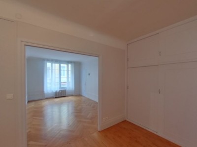 APPARTEMENT T3 A LOUER - LYON 6EME ARRONDISSEMENT - 82.5 m2 - 1328,27 € charges comprises par mois