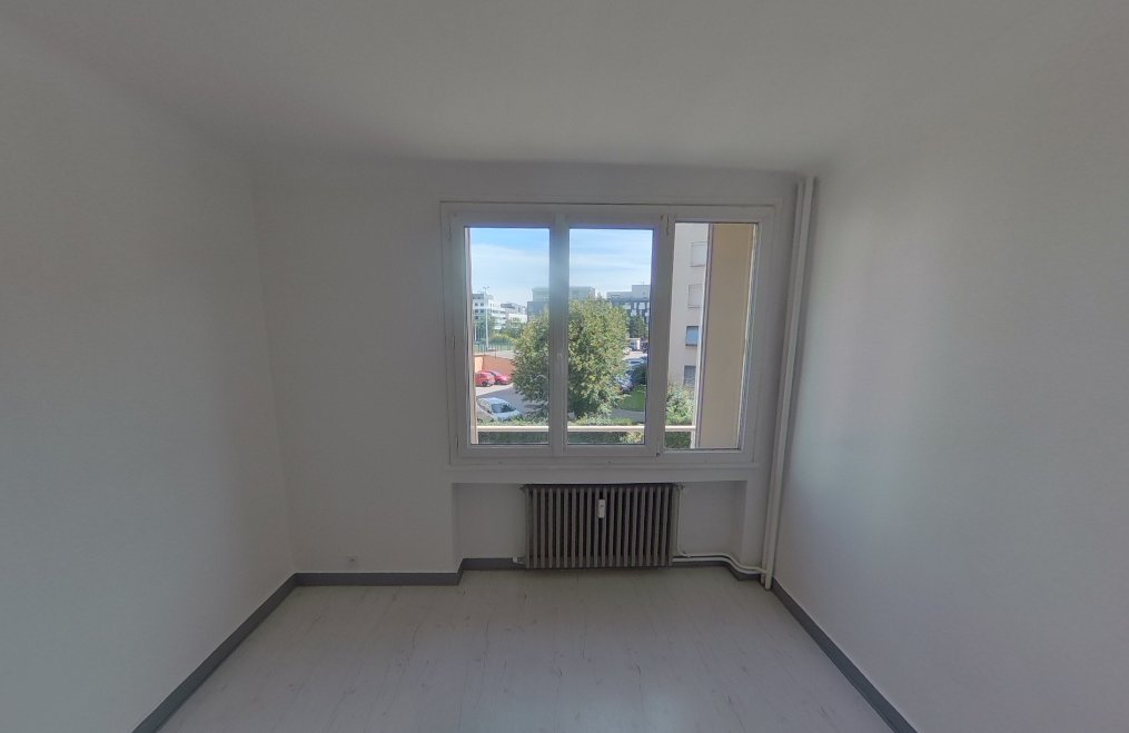 APPARTEMENT T3 A LOUER - LYON 7EME ARRONDISSEMENT Le Rhone - 50.5 m2 - 785 &euro; charges comprises par mois