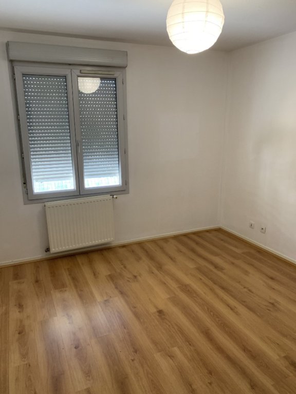 APPARTEMENT T3 A LOUER - LYON 7EME ARRONDISSEMENT Lamothe - 70.61 m2 - 1 152,78 &euro; charges comprises par mois