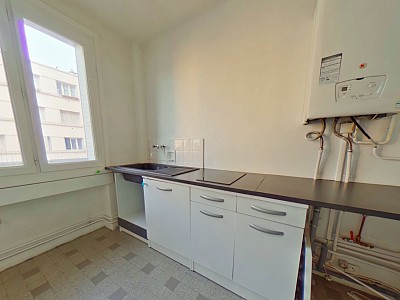 APPARTEMENT T3 A LOUER - LYON 7EME ARRONDISSEMENT Route de Vienne - 59.5 m2 - 849 € charges comprises par mois