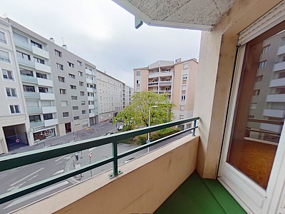 APPARTEMENT T3 A LOUER - LYON 7EME ARRONDISSEMENT Jean-Mace - 78.18 m2 - 1 130 &euro; charges comprises par mois