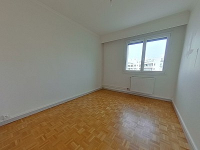 APPARTEMENT T3 A LOUER - LYON 8EME ARRONDISSEMENT Mairie - 75.72 m2 - 1 280 € charges comprises par mois