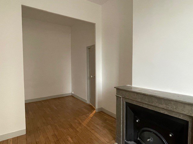 APPARTEMENT T3 A LOUER - LYON 8EME ARRONDISSEMENT Les Alouettes-Bachut - 54.07 m2 - 829�&euro; charges comprises par mois
