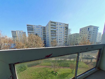 APPARTEMENT T3 A LOUER - LYON 8EME ARRONDISSEMENT Les Alouettes-Bachut - 71.77 m2 - 991,26�&euro; charges comprises par mois