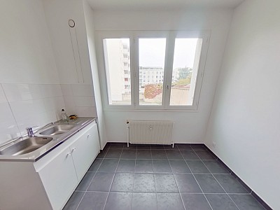 APPARTEMENT T3 A LOUER - LYON 8EME ARRONDISSEMENT Jean Moulin - 89.54 m2 - 1 430 &euro; charges comprises par mois