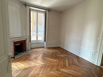 APPARTEMENT T3 A LOUER - LYON 9EME ARRONDISSEMENT Mairie - 67.67 m2 - 940€ charges comprises par mois