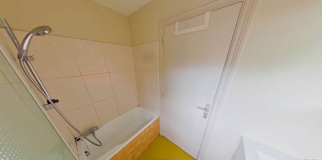 APPARTEMENT T3 A LOUER - LYON 9EME ARRONDISSEMENT Montessuy-Le Vergoin - 69.02 m2 - 870 &euro; charges comprises par mois