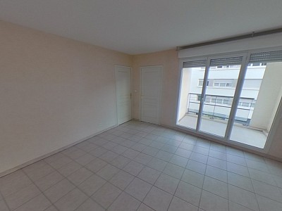 APPARTEMENT T3 A LOUER - LYON 9EME ARRONDISSEMENT Saint-Pierre de Vaise - 70.55 m2 - 980 € charges comprises par mois