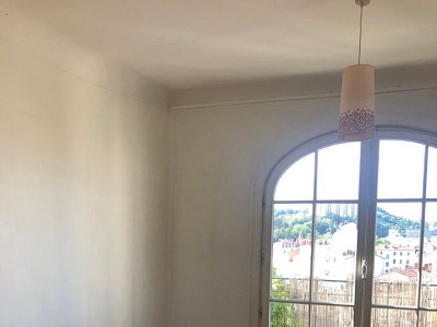 APPARTEMENT T3 A LOUER - LYON 9EME ARRONDISSEMENT VAISE - 61,12 m2 - 830 € charges comprises par mois