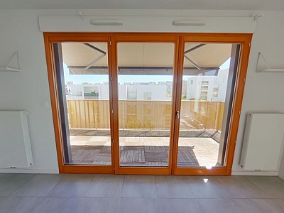 APPARTEMENT T3 A LOUER - SATHONAY CAMP - 59.53 m2 - 891 € charges comprises par mois