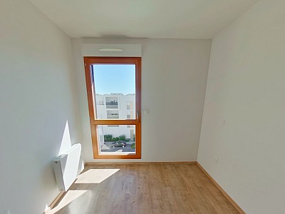 APPARTEMENT T3 A LOUER - SATHONAY CAMP - 59.53 m2 - 891 € charges comprises par mois