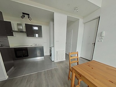 APPARTEMENT T3 A LOUER - ST ETIENNE Cret de Roc Ouest - 74.27 m2 - 725€ charges comprises par mois