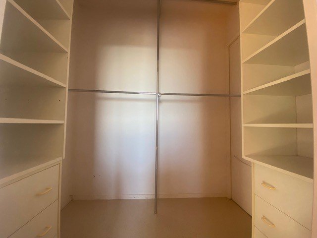 APPARTEMENT T3 A LOUER - ST GENIS LAVAL Centre-Bourg - 69.5 m2 - 975 &euro; charges comprises par mois