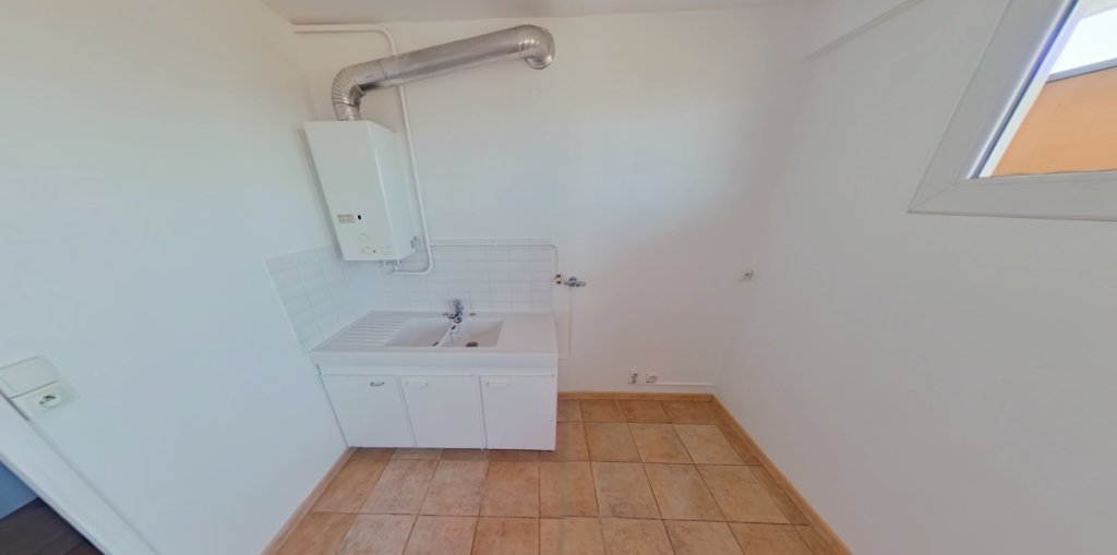 APPARTEMENT T3 A LOUER - STE FOY LES LYON Les-Provinces - 56.5 m2 - 970 &euro; charges comprises par mois