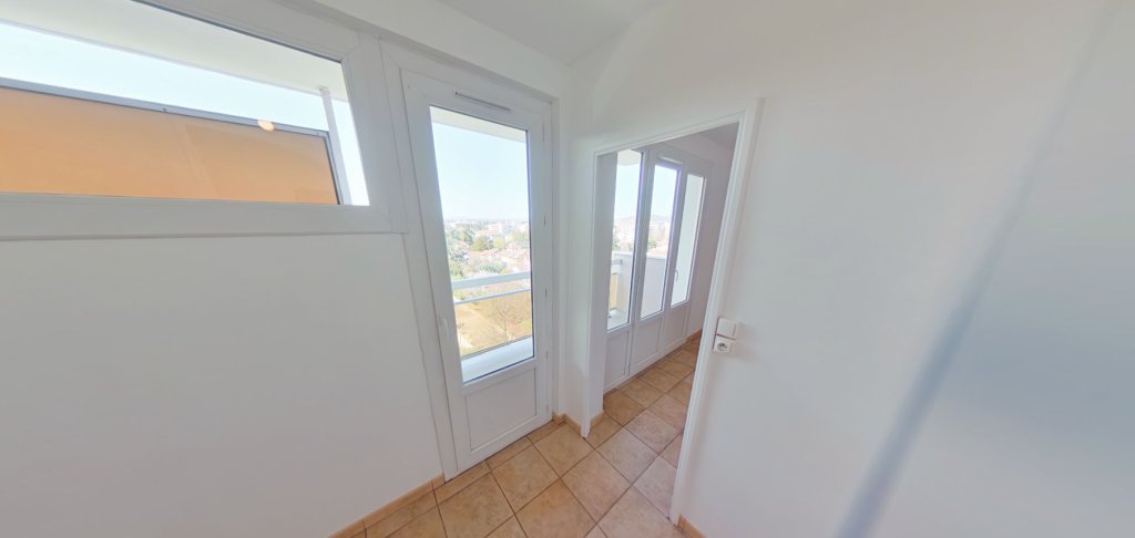 APPARTEMENT T3 A LOUER - STE FOY LES LYON Les-Provinces - 56.5 m2 - 970 &euro; charges comprises par mois