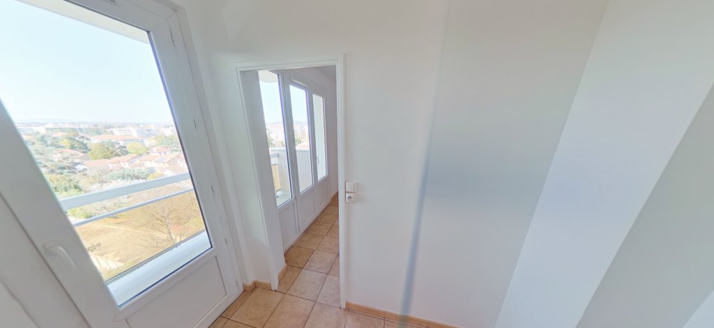 APPARTEMENT T3 A LOUER - STE FOY LES LYON Les-Provinces - 56.5 m2 - 970 &euro; charges comprises par mois