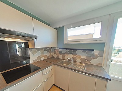 APPARTEMENT T3 A LOUER - STE FOY LES LYON Les-Provinces - 62 m2 - 950 € charges comprises par mois