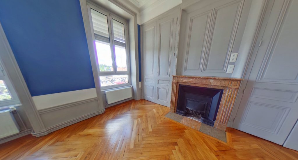 APPARTEMENT T3 A LOUER - TASSIN LA DEMI LUNE Centre-Ville - 78.89 m2 - 935 &euro; charges comprises par mois