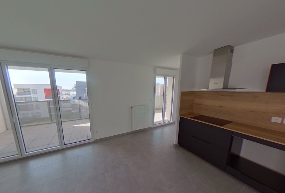 APPARTEMENT T3 A LOUER - VAULX EN VELIN Pre-de-l-Herbe - 65.85 m2 - 1 003 &euro; charges comprises par mois