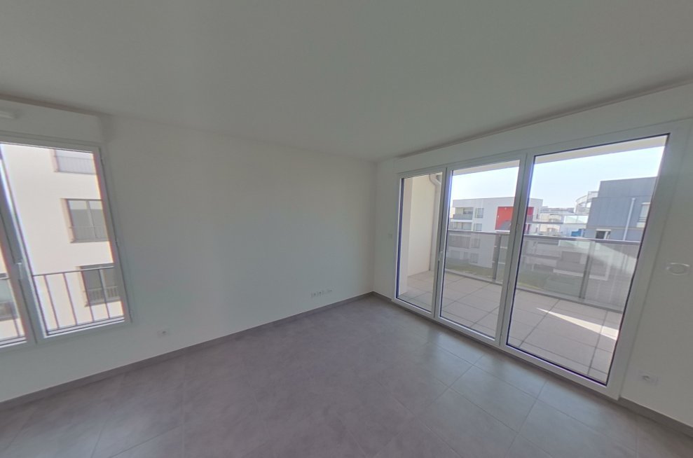 APPARTEMENT T3 A LOUER - VAULX EN VELIN Pre-de-l-Herbe - 65.85 m2 - 1 003 &euro; charges comprises par mois