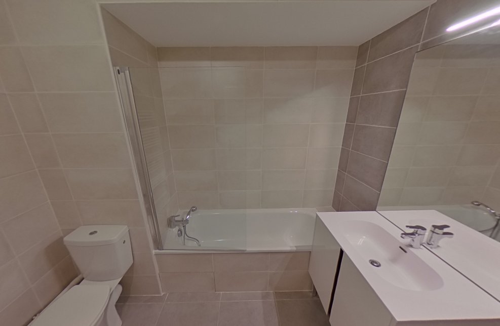 APPARTEMENT T3 A LOUER - VAULX EN VELIN Pre-de-l-Herbe - 65.85 m2 - 1 003 &euro; charges comprises par mois