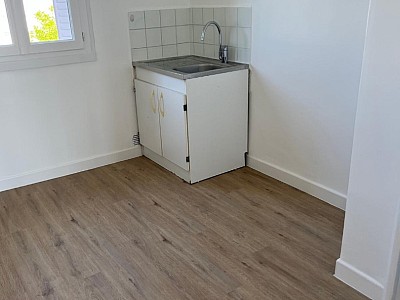 APPARTEMENT T3 A LOUER - VENISSIEUX Moulin-a-Vent - 54.64 m2 - 900€ charges comprises par mois