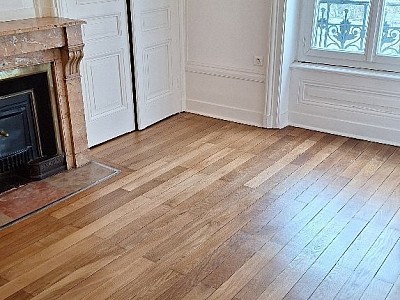APPARTEMENT T3 A LOUER - VILLEURBANNE Grandclment - 86.66 m2 - 1200€ charges comprises par mois
