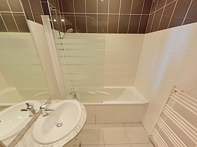 APPARTEMENT T3 A LOUER - VILLEURBANNE Grandclment - 78.25 m2 - 870€ charges comprises par mois