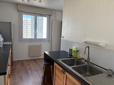 APPARTEMENT T3 A LOUER - VILLEURBANNE Onze-Novembre - 67.4 m2 - 1�100�&euro; charges comprises par mois