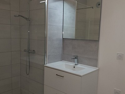APPARTEMENT T4 A LOUER - BRIGNAIS Perouses - 80.87 m2 - 1328,47€ charges comprises par mois