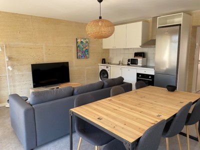 APPARTEMENT T4 A LOUER - CALUIRE ET CUIRE - 68,84 m2 - 1436,80 € charges comprises par mois