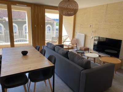 APPARTEMENT T4 A LOUER - CALUIRE ET CUIRE - 68,86 m2 - 1437,20 € charges comprises par mois