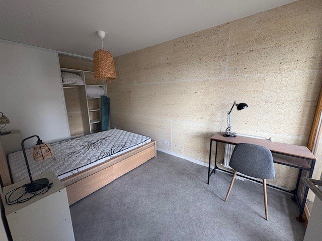 APPARTEMENT T4 A LOUER - CALUIRE ET CUIRE Saint-Clair - 68.84 m2 - 1�640�&euro; charges comprises par mois