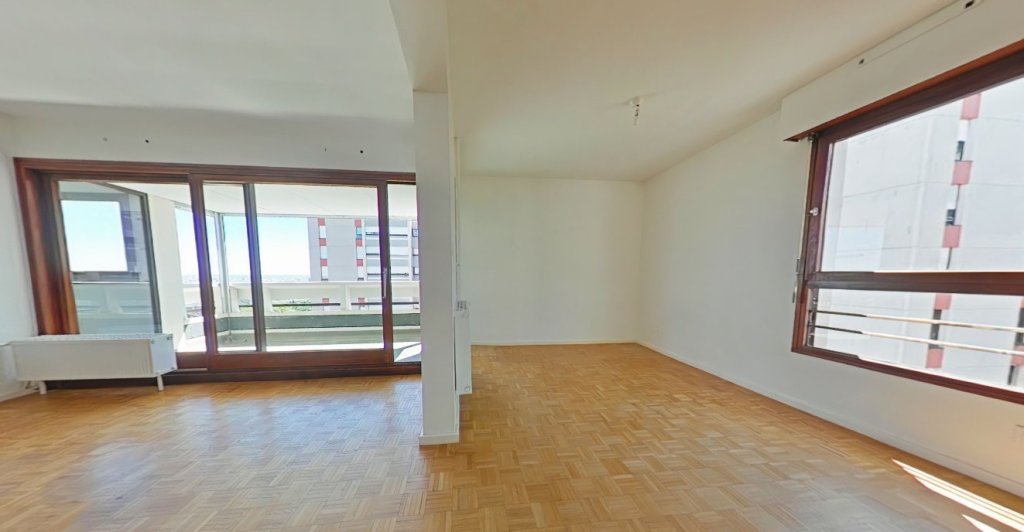 APPARTEMENT T4 A LOUER - CALUIRE ET CUIRE Montessuy-Ouest - 94.56 m2 - 1 277 &euro; charges comprises par mois