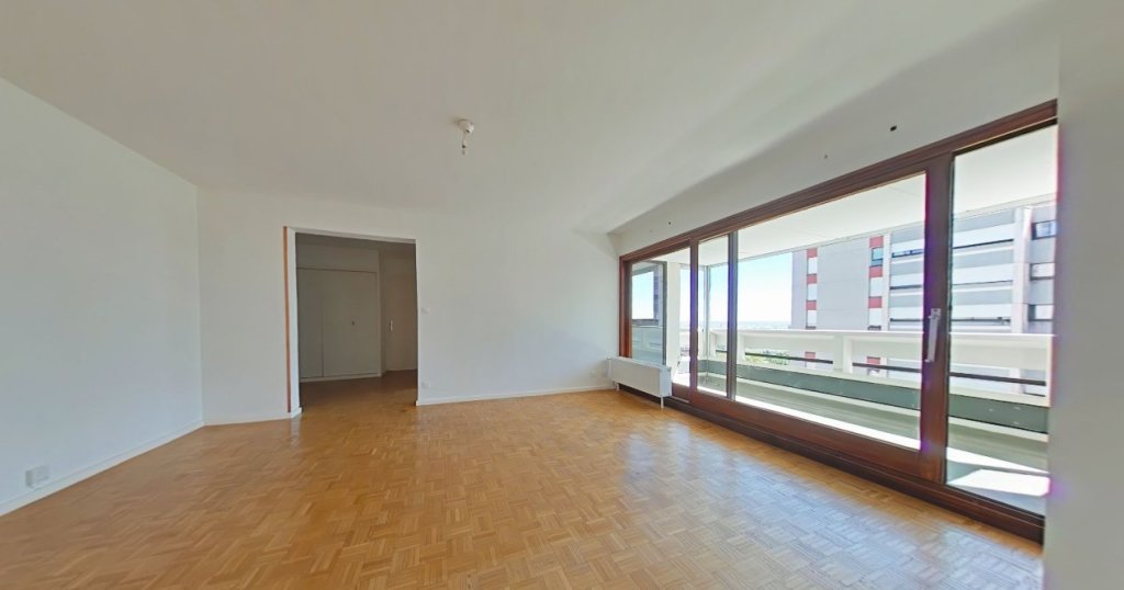 APPARTEMENT T4 A LOUER - CALUIRE ET CUIRE Montessuy-Ouest - 94.56 m2 - 1 277 &euro; charges comprises par mois