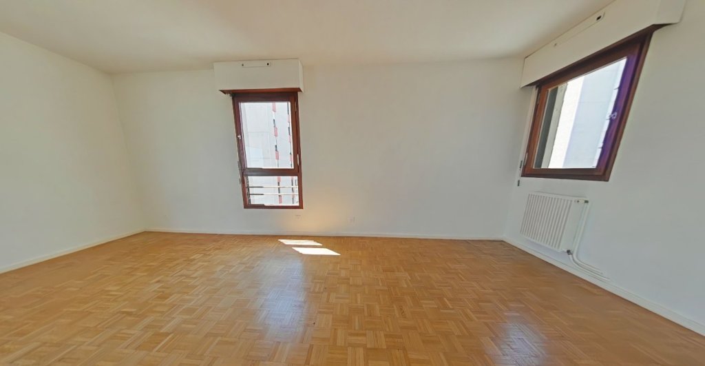APPARTEMENT T4 A LOUER - CALUIRE ET CUIRE Montessuy-Ouest - 94.56 m2 - 1 277 &euro; charges comprises par mois