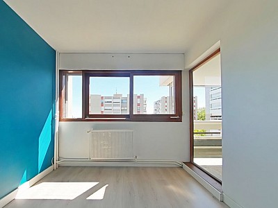 APPARTEMENT T4 A LOUER - CALUIRE ET CUIRE Montessuy-Ouest - 94.56 m2 - 1 277 &euro; charges comprises par mois