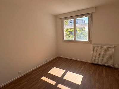 APPARTEMENT T4 A LOUER - CALUIRE ET CUIRE Montessuy-Ouest - 84.64 m2 - 1 375 € charges comprises par mois